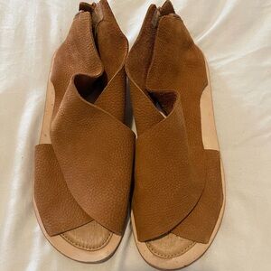 Kenneth Kole Gentle Souls Women's Tan Sandals